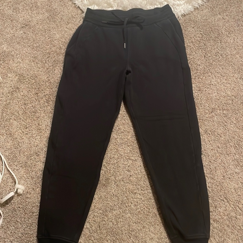 Lululemon joggers